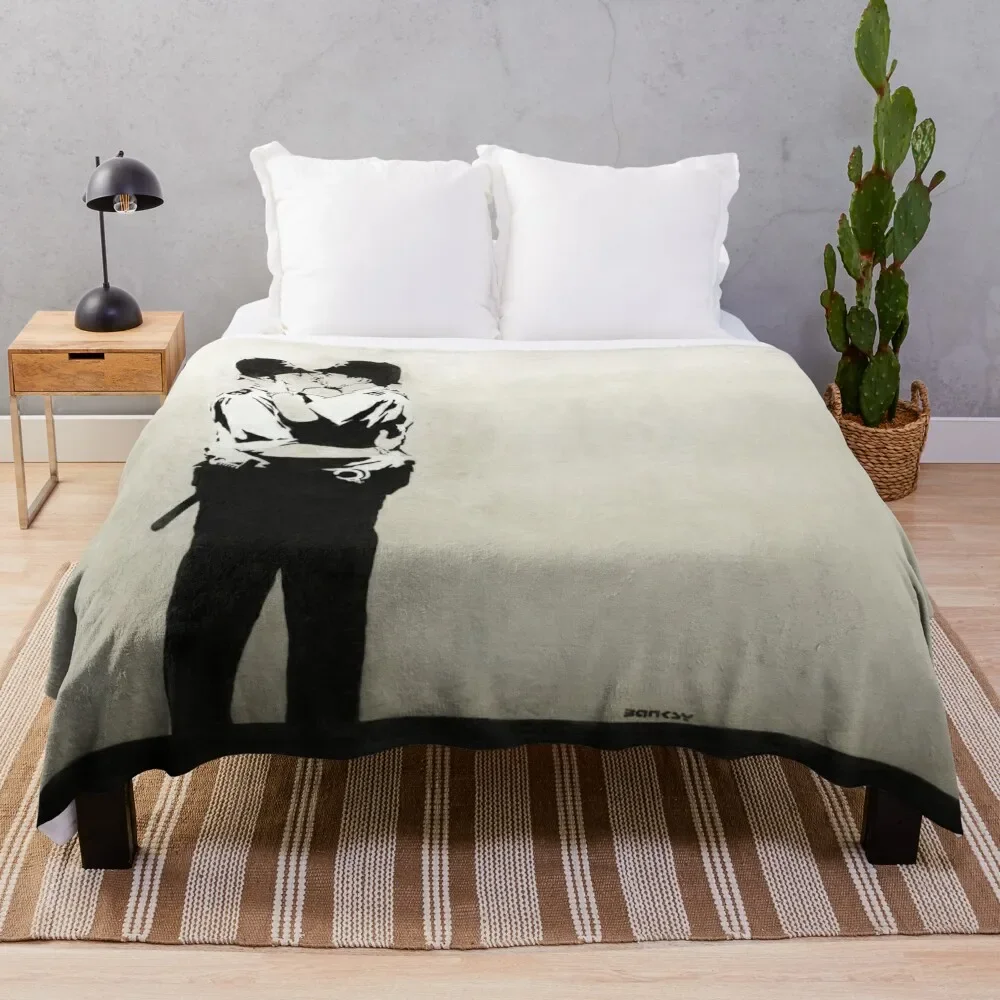 

Banksy UK Cops graffiti England coppers kissing LGBT HD Throw Blanket Faux Fur Soft Warm Blanket for Bed