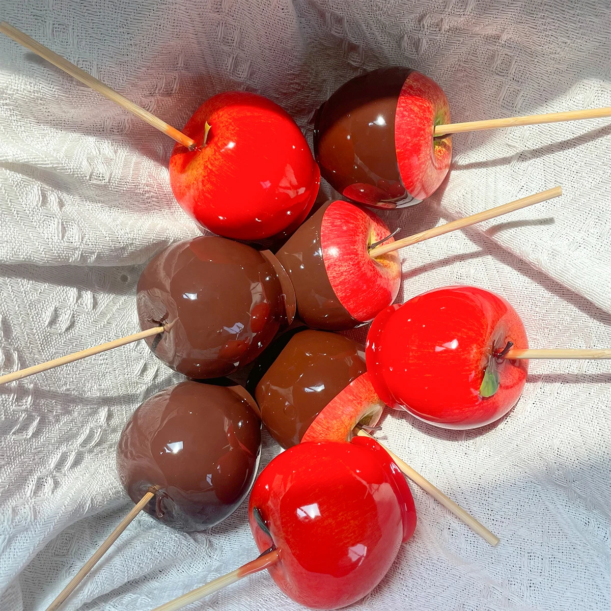 Bolo de queijo aniversário doces maçãs delicioso boca rega festa sabor vidro receitas açúcar vermelho modelo comida presente mes