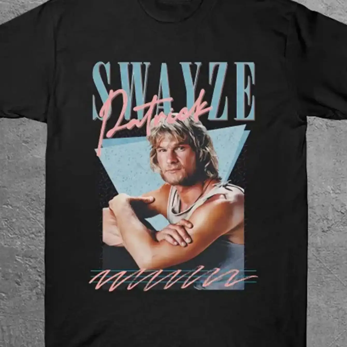 Nova camiseta masculina com estampa retrô dos anos 90 de Patrick Swayze, tema Shania Twain "Queen of Me", algodão puro, camiseta streetwear para casais.