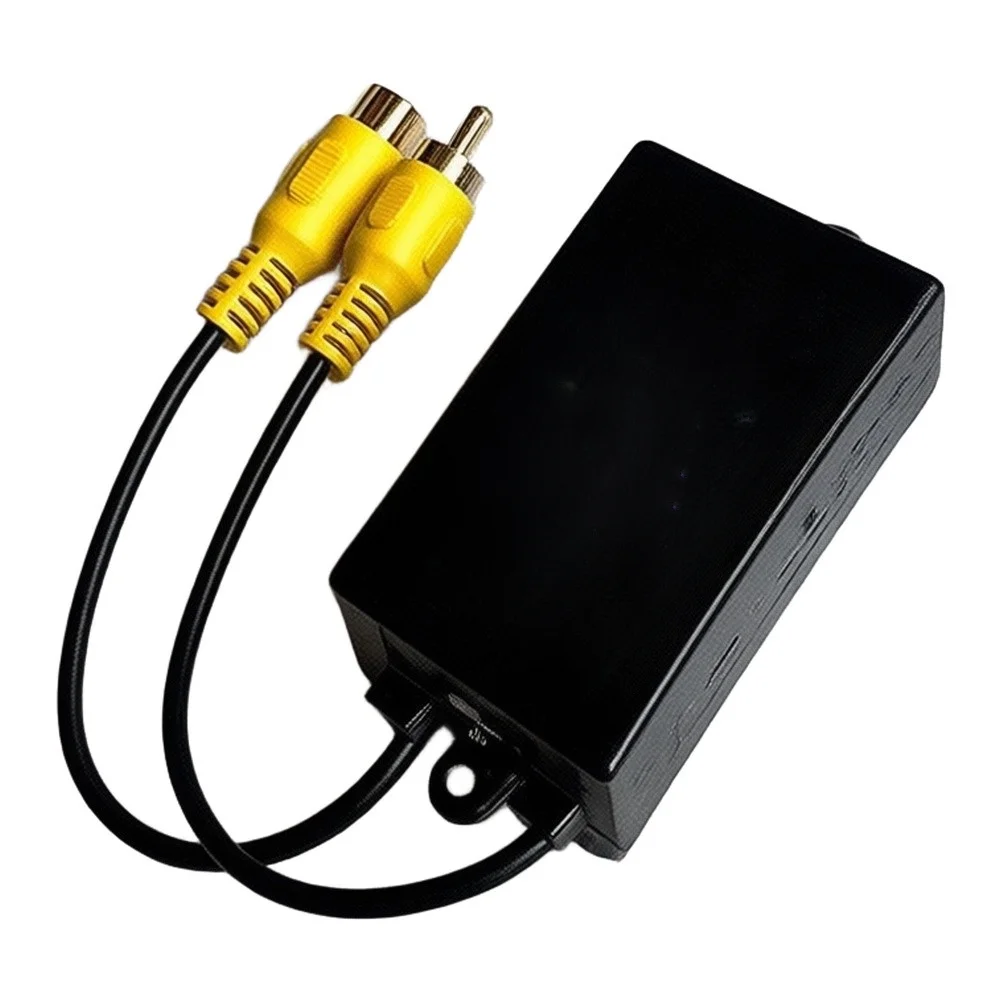 Isolator Device for Reducing Horizontal Snowflake Effects and Electrical Noise in Analog AV Signal Transmission Paths