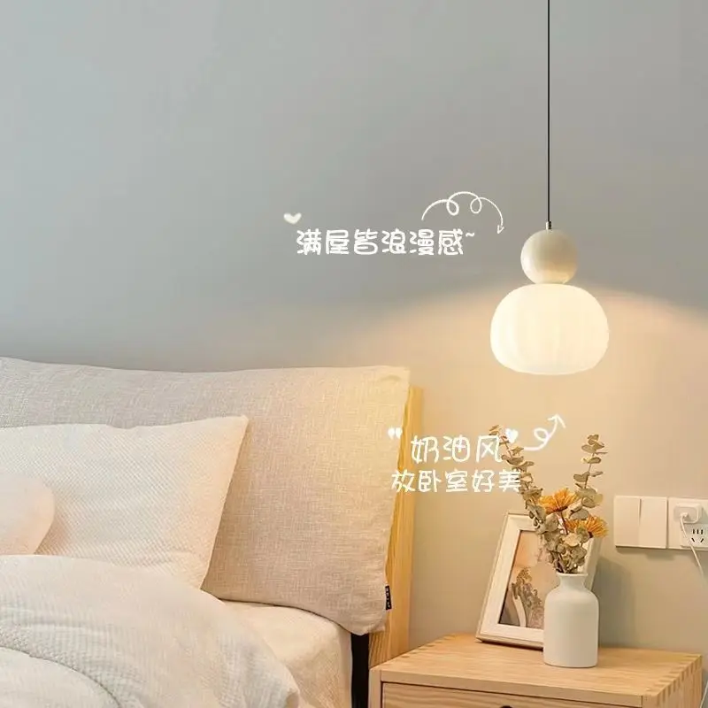 크림색 바람 탁상 샹들리에 침실 모던 심플 호박 소형 샹들리에 북유럽 거실 바 복도 조명