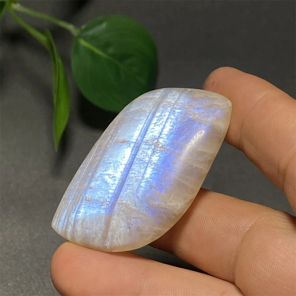 Natural Beautiful Blue Moonstone Polished Reiki Healing Mineral Energy Conservation Home Decoration DIY Pendant