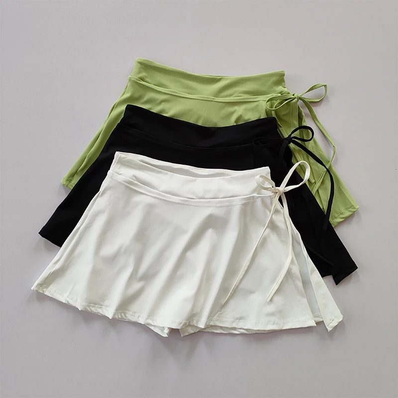 Sport-Yoga-Rock, Badminton-Tennis-Rockhose, halblanger, schnelltrocknender Rock mit Taschen, Rockhose mit seitlichem Schlitz und Trägern für Outdoor-Aktivitäten – Detail 2