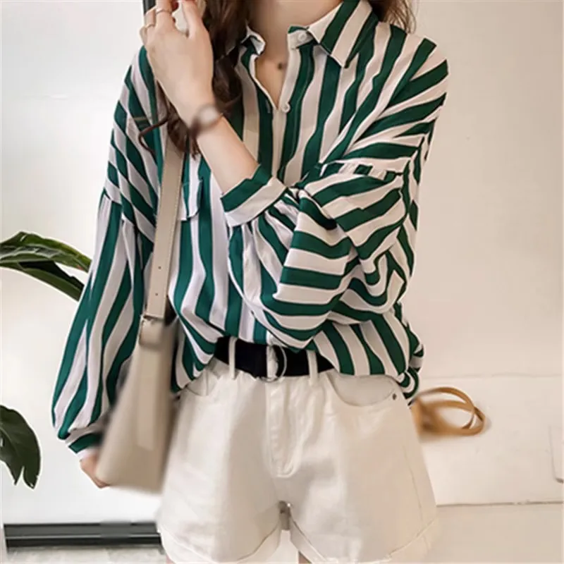 Spring and Summer Women\'s Casual Striped Lapel Long Sleeved Shirt Korean Version Loose Button Up Long Sleeve Tops Casual Blouses