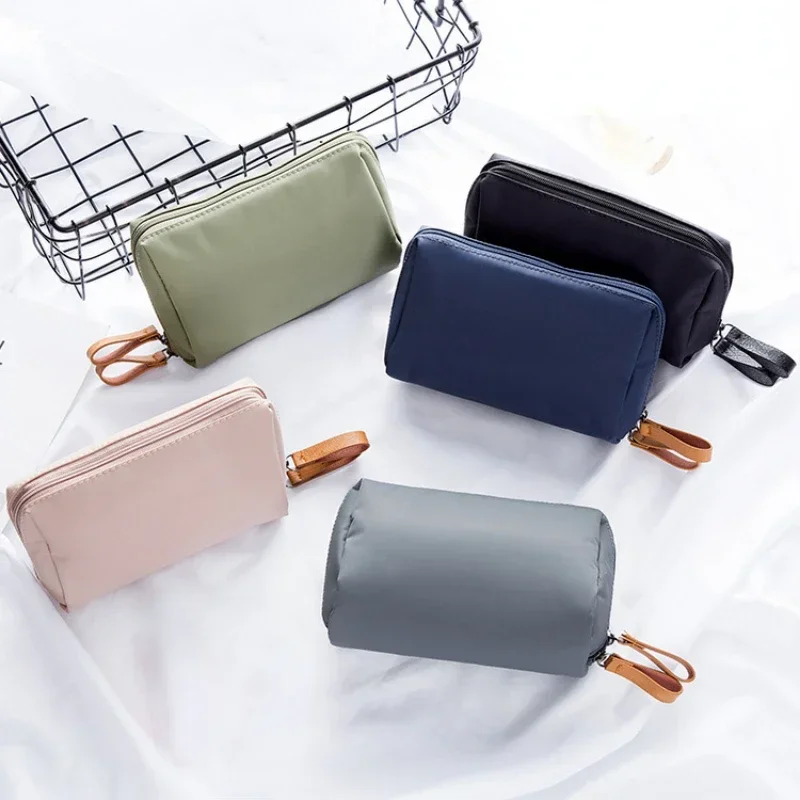 Waterproof Cosmetic Storage Bag Women\'s Zipper Small Makeup Bag Pouch Toiletry Bags Girl Travel Lipstick Bag Make Up Case Purses