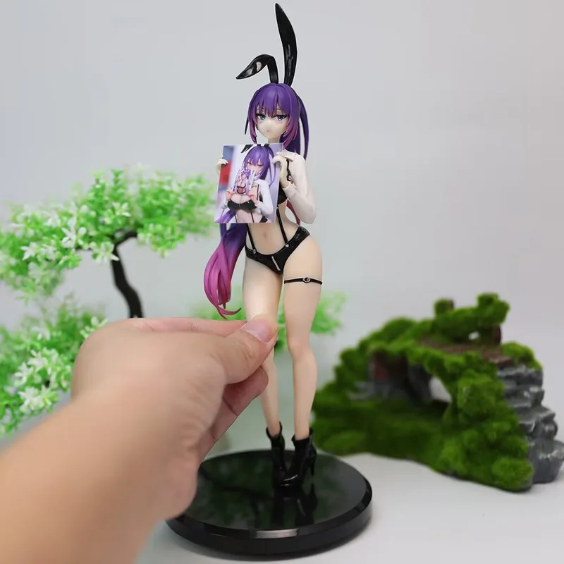Anime rol chica conejito Yuna chica bonita figura juguetes chasis de escritorio ornamento periférico de dibujos animados regalos de cumpleaños