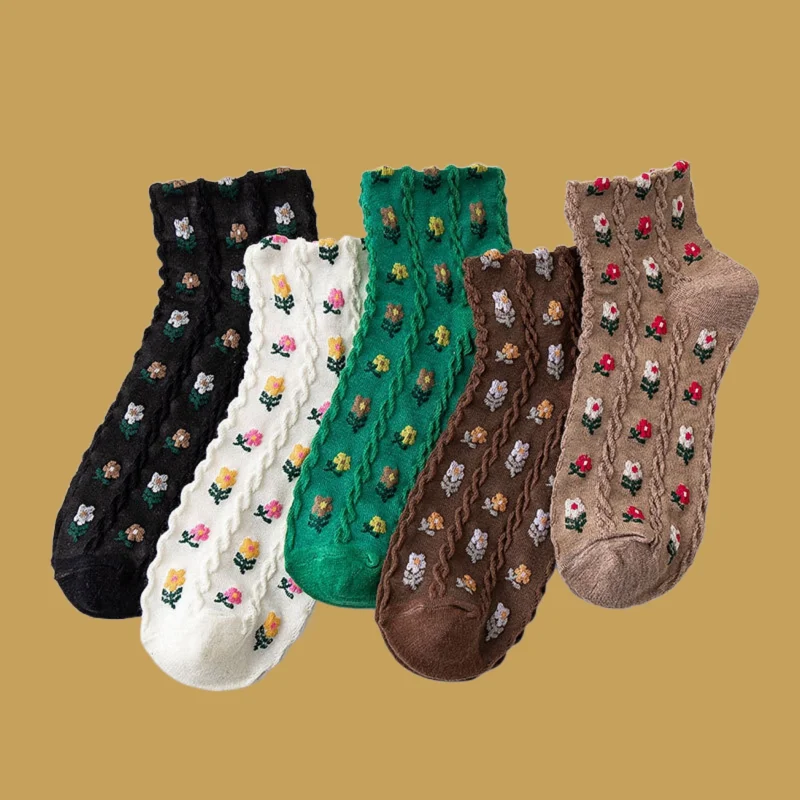 Chaussettes en coton à tube court pour étudiants, style collège, petites fleurs douces pour filles, printemps et été, 5/10 paires