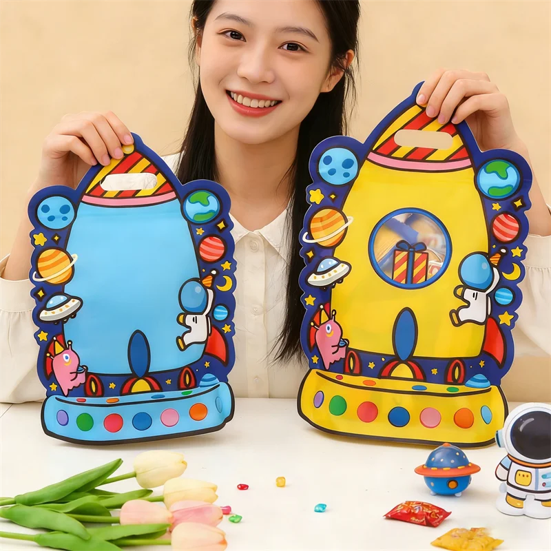 TETP 50 Pcs Cartoon Rocket Shaped Snacks Two-Color Mixed Packaged Handbag Ideal for Children's Day Birthday Party Gifts Candy Pa