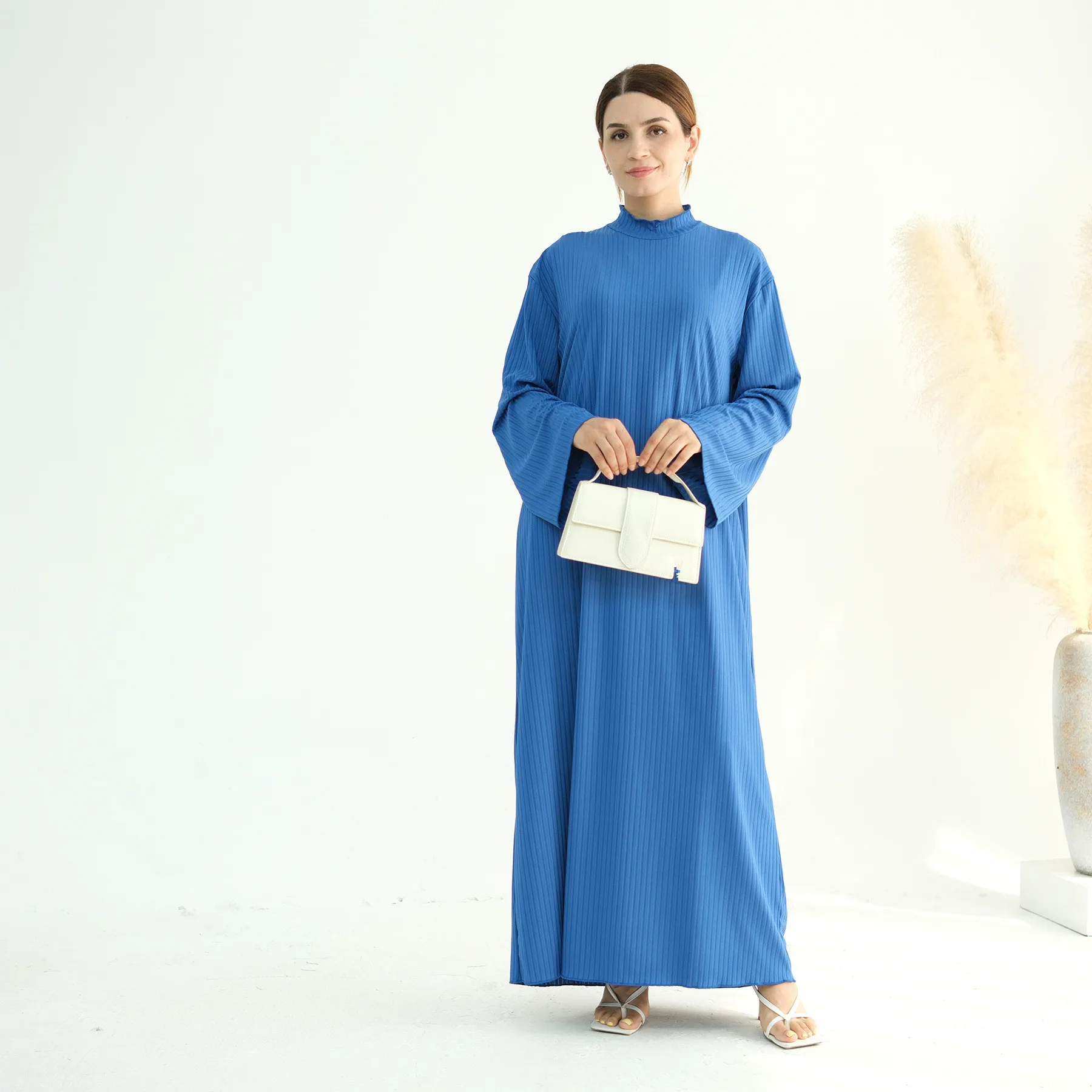 

Middle East Knitted Robe 2026 New Muslim Dress Women Dubai Abaya Turkey Kaftan Eid Djellaba Islam Clothing Femme Vestidos Abayas