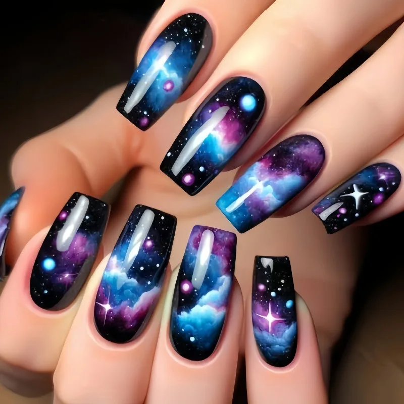 24 Uñas Postizas con Pegamento, Uñas Largas a Presión con Dijes, Puntas de Uñas Coloridas con Degradado de Dragón, Cielo Estrellado Nublado, Cuadradas, Negras