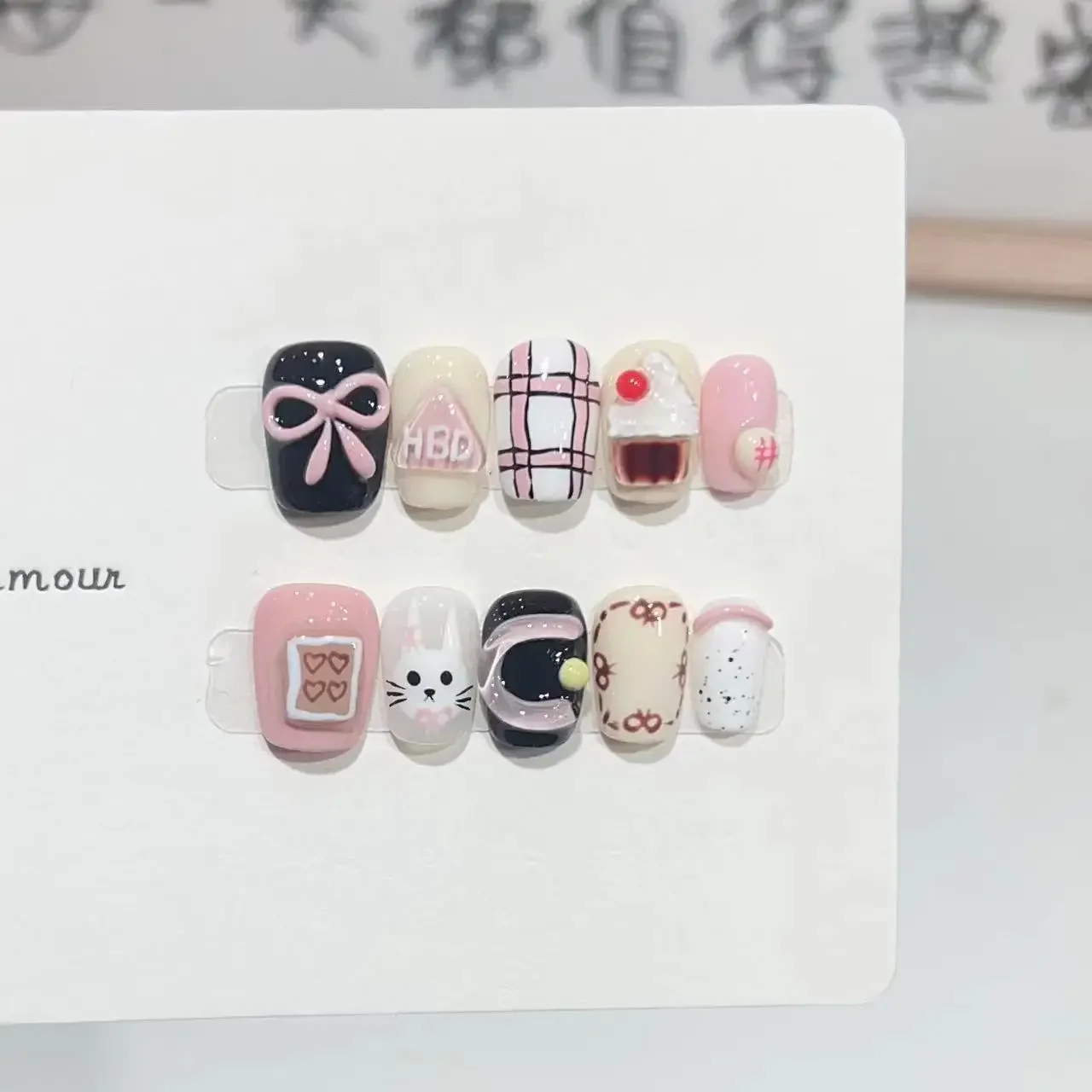 10 Pieces Cartoon Dopamine Press On Nails Handmade Cute White Cat Delicate Cupcake Bread Fake Nail Patch Removable