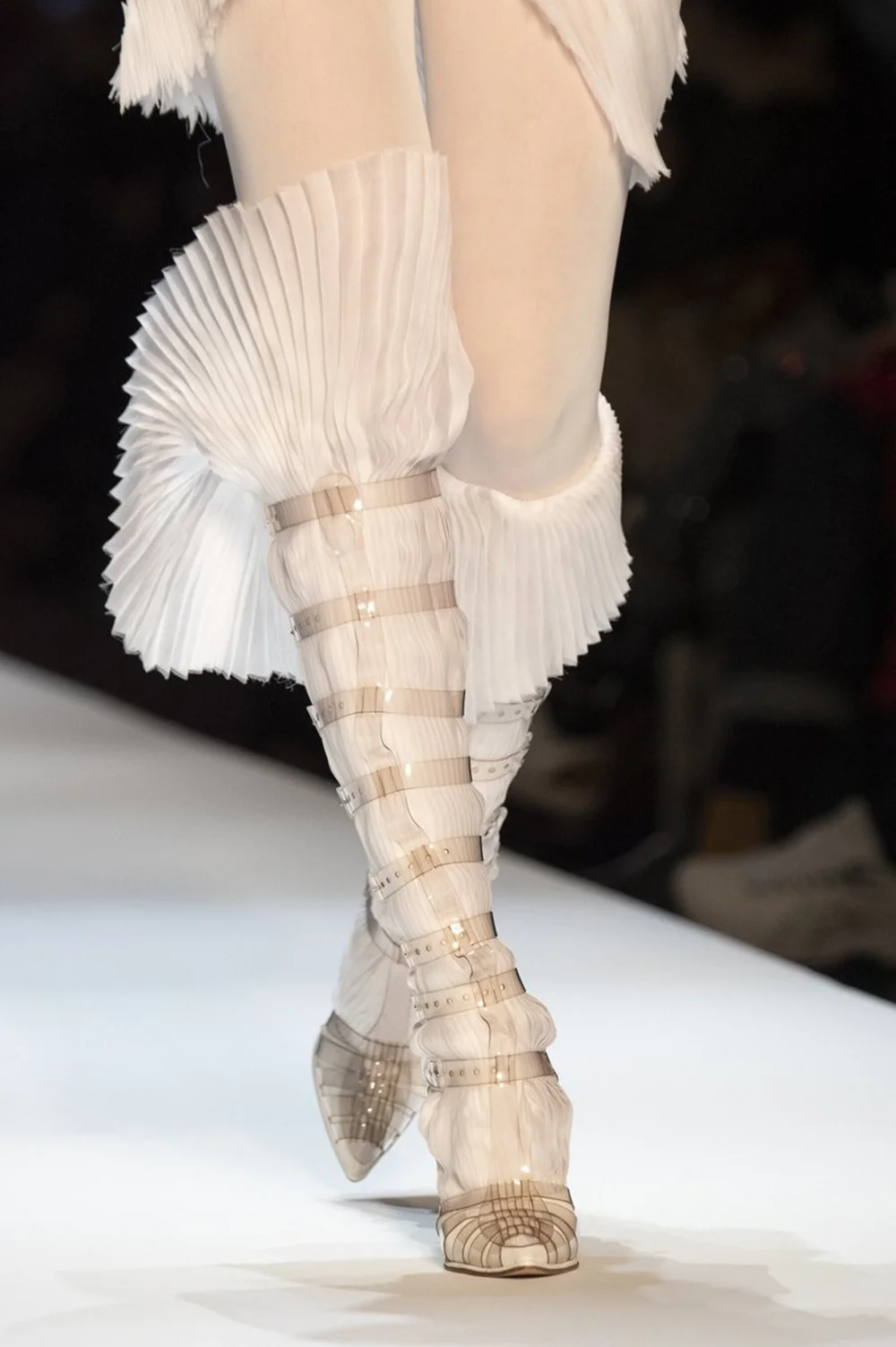 

White Pleated Tulle Knee-High Boots Multi-Layer Transparent Strap Details Pointed Toe Avant Boots for High-Fashion Runway Looks