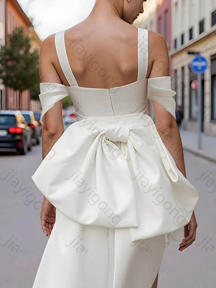 エレガントなホワイトコールドショルダーシースミニウェディングドレスブライダルドレス絶妙な高品質プロムパーティードレス女性用カスタマイズ