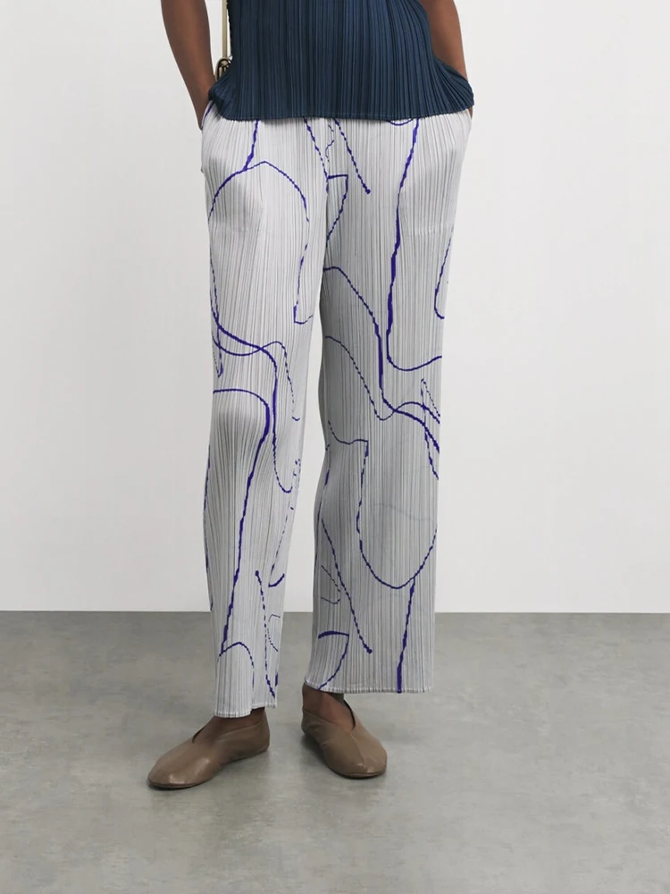 

Women Casual Pants Comfortable Fabric Striped Print Design Loose Oversized Elastic Female Pants 2026 Spring New Female Clothing