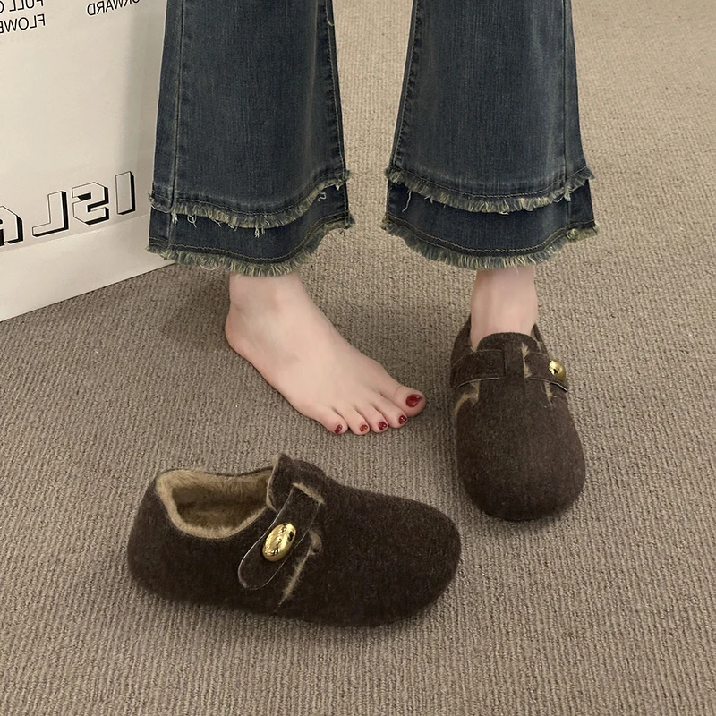 

2025 Autumn Women Outdoor Wear Fashion New Style Simple Retro Fleece Cotton Shoes Soft Sole Warm Cotton Shoes