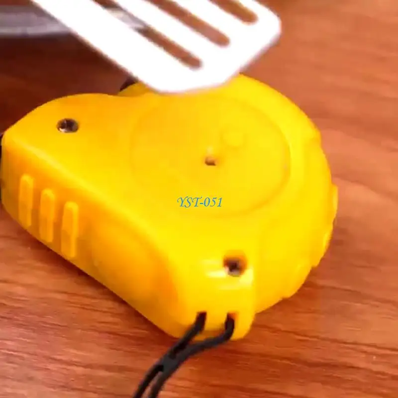 

E15A 4Pcs Measuring Tape Clip Ruler Marker Tape Measure Pen Clip Holder Locator Tape Measure Holder Marker Tool Scribing Too