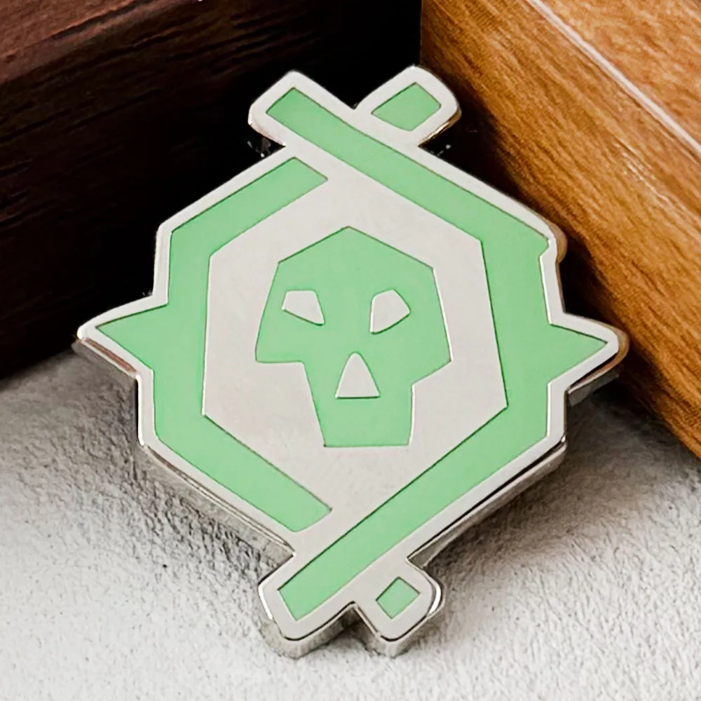Sea Of Thieves Athena's Fortune Skull Emblem Enamel Pin Pirate Game Badge For Backpack Jacket Fan Collection