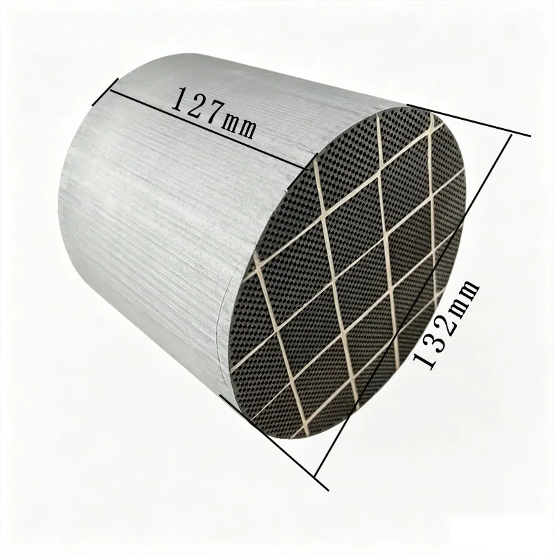 DPF SIC Core Silicon Carbide Exhaust Filter 132x127MM Black Smoke Removal Car Part Accessory for Enhanced Efficiency