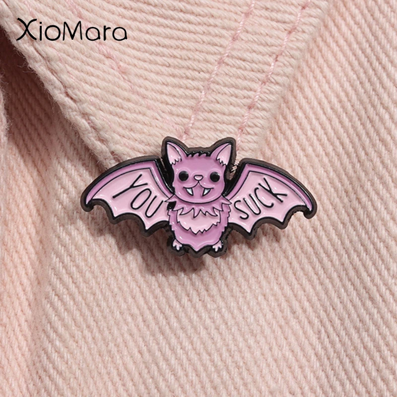 Niedliche lila Fledermaus Tier Emaille Pin Custom You Suck Halloween Punk Brosche Revers Rucksack Abzeichen Gothic Schmuck Geschenk für Freunde