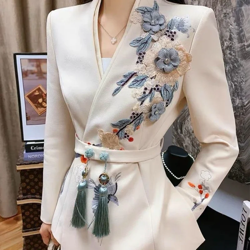 Vintage Women Spring Autumn 3D Floral Embroidery Suit Coat V-Neck Flowers Blazers Cardigan with Tassels Belt + Loose Long Pants