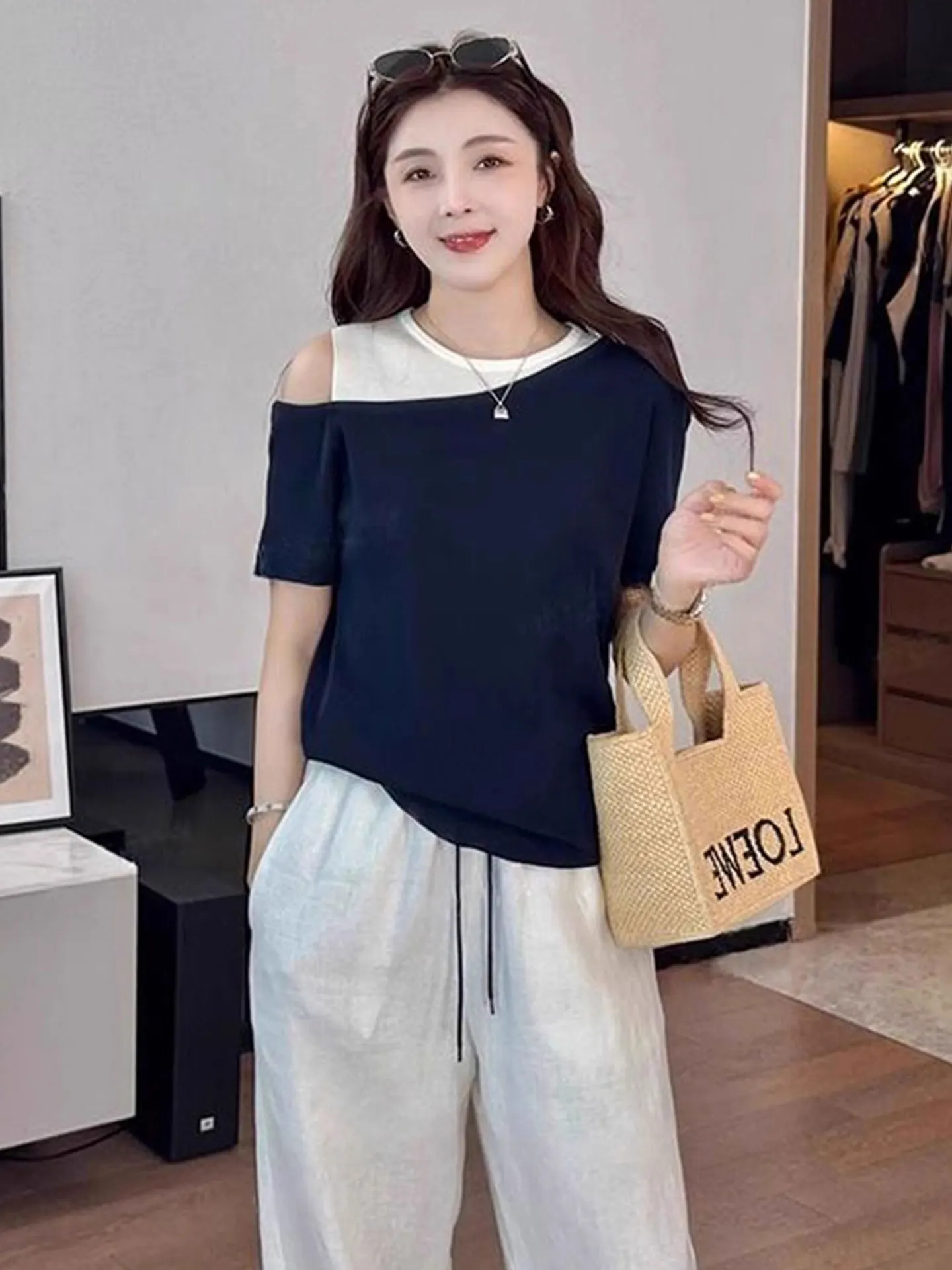 

Летний полосатый вязаный топ с коротким рукавом, открытыми плечами и вставками, приталенный, в корейском стиле, для повседневной носки