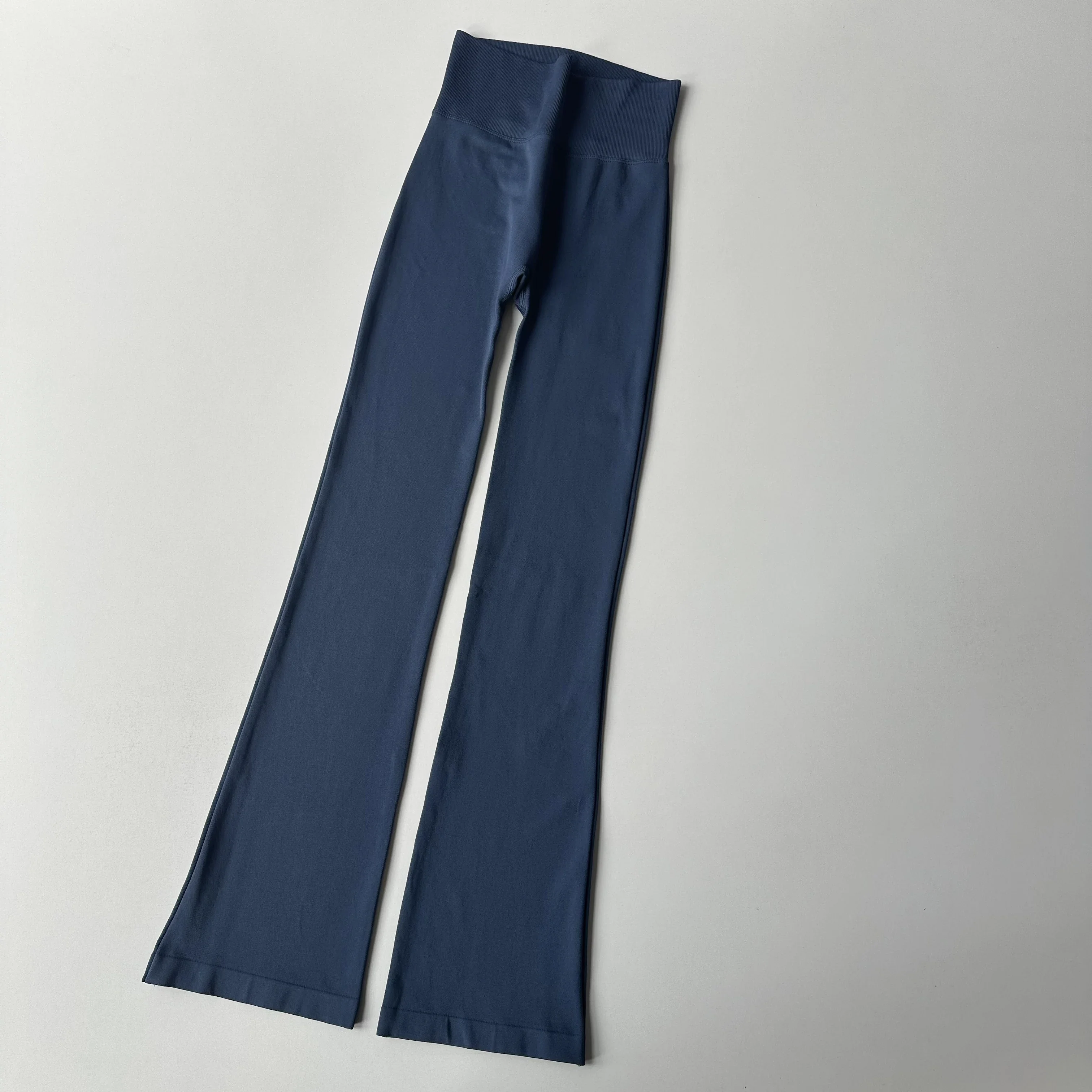 سلس مضيئة طماق اليوغا السراويل النساء جرس قيعان اليوغا السراويل عالية الخصر سراويل رياضية عالية مرونة رياضة ضيق الرياضة