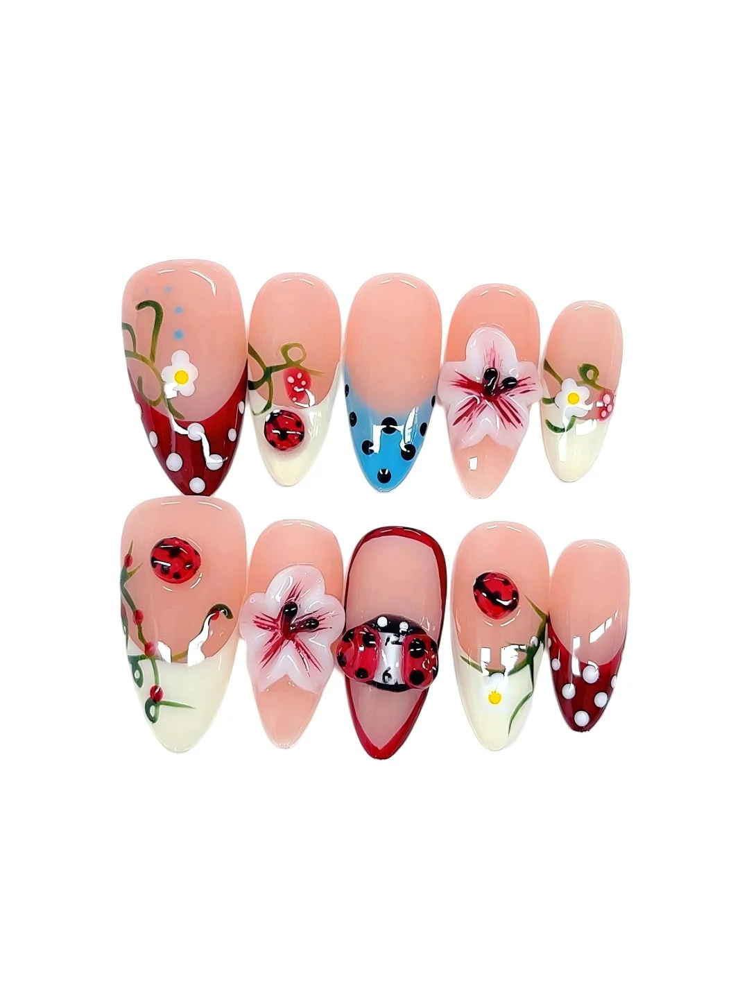 

Adorable Ladybug & Floral Almond-Shaped Press-On Nails（D522）