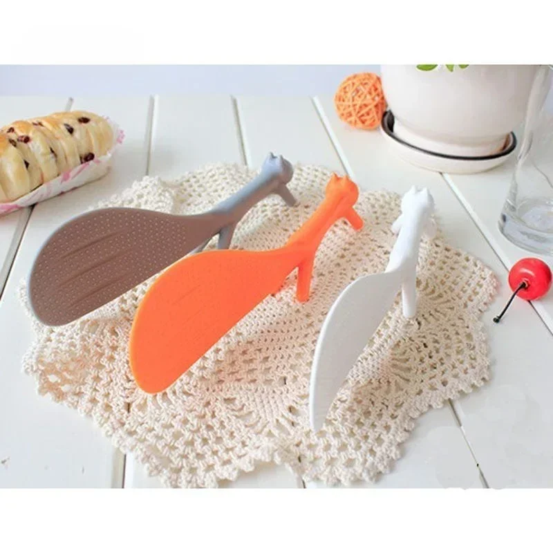 3 Colors Cartoon Squirrel Spoon Non Stick Rice Paddle Ladle Lovely Meal Spoon Cooking Tools Kitchen Accessories Wood Spoon Rice