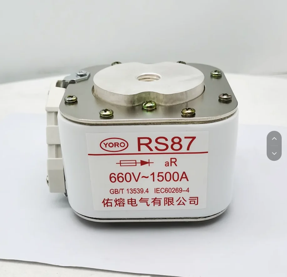 

Предохранители: RS87 500В 1500А 105*60 BC100KA aR/RS87 660В 1500А BC100KA aR