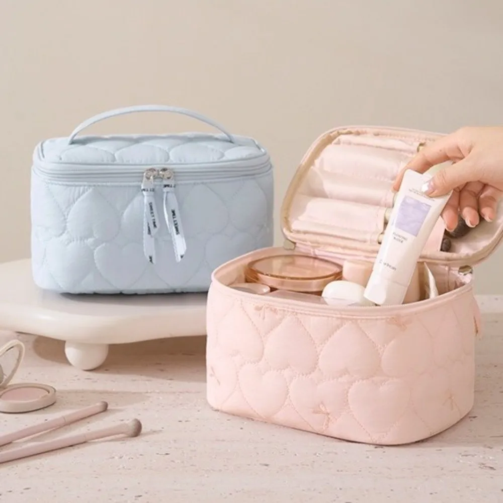Large Capacity Women Makeup Bag Heart Print Handheld Travel Washroom Bag Double Zipper Waterproof Cosmetics Storage Bag Travel