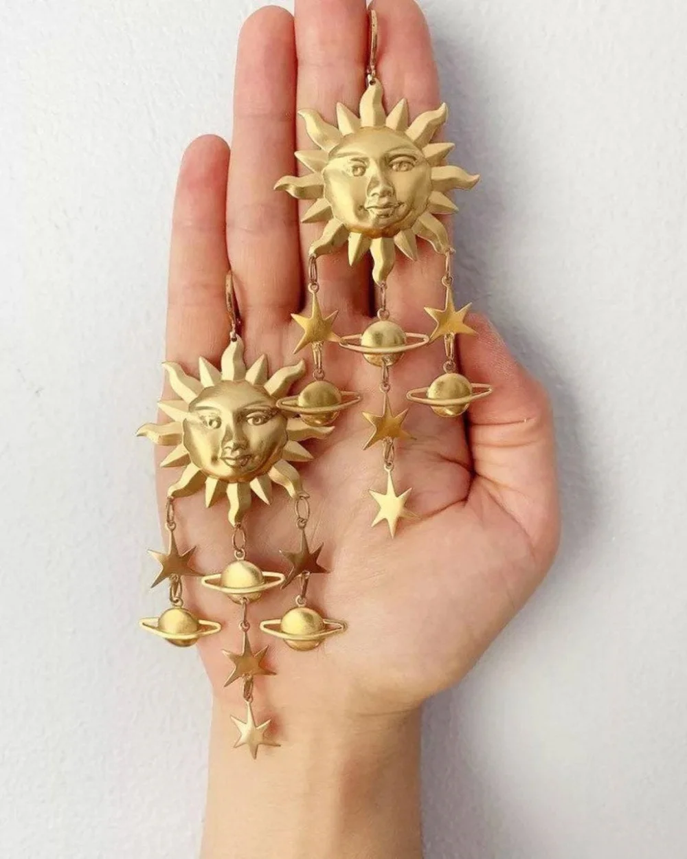 Pendientes colgantes de sol/Estrella y Luna, aretes creativos de borla de estrella del sol, cara sonriente personalizada, accesorios de decoración de planeta