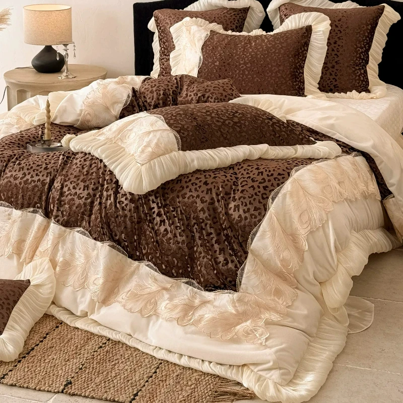 Winter Bedroom Retro Jacquard Thick Milk Velvet 4-piece Princess Style Lace Duvet Cover Bed Cover Bed Sheets Bedding