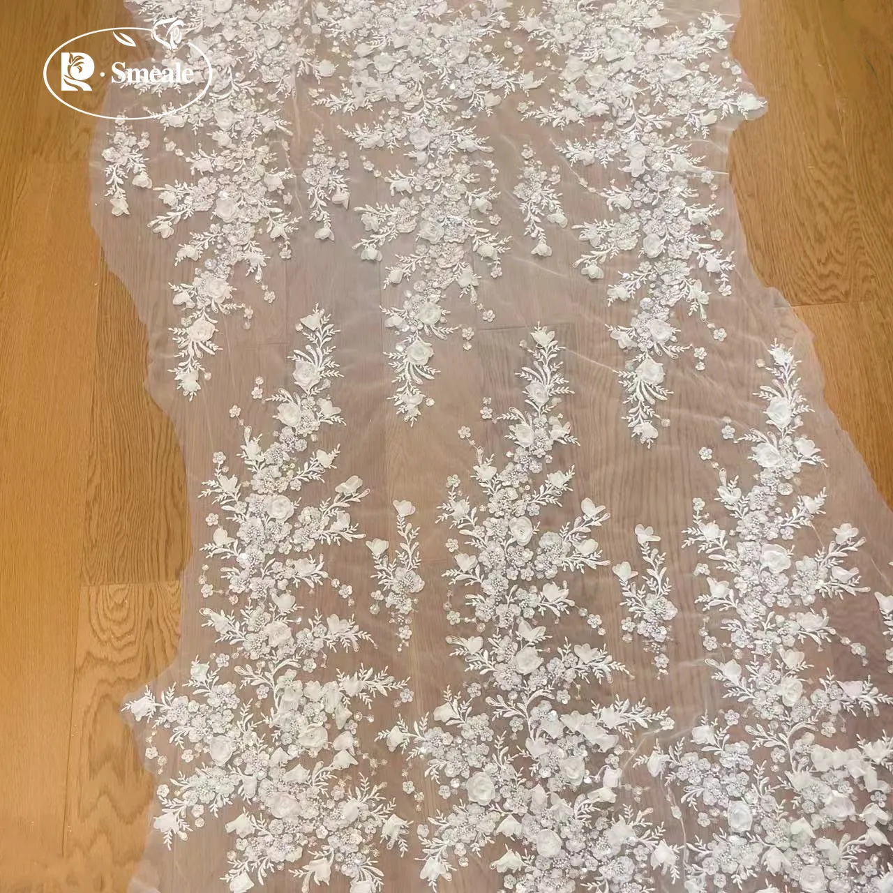 Weißer 3D-Chiffon-Blumen-Perlen-Pailletten-Stickerei-Spitzenstoff. Hochzeitskleid aus glänzendem Brautstoff RS250481 – Detail 7