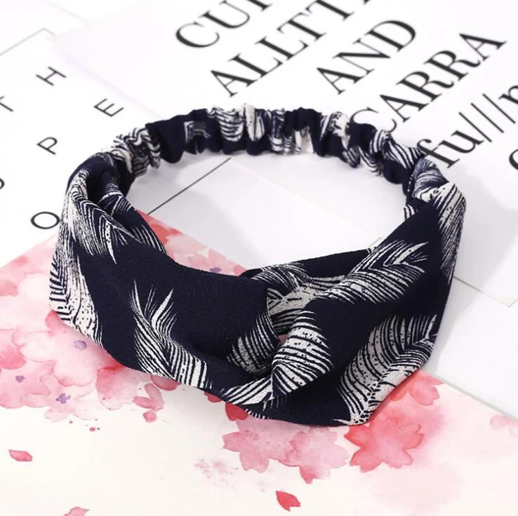 

Father's Day Gifts-Women's Vintage Style Headband - Floral Print & Cross Design Hair Accessory