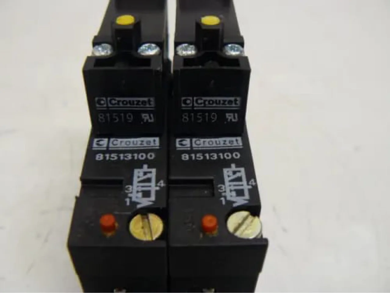 

2025 spot 81517201 solenoid valve base crouzet