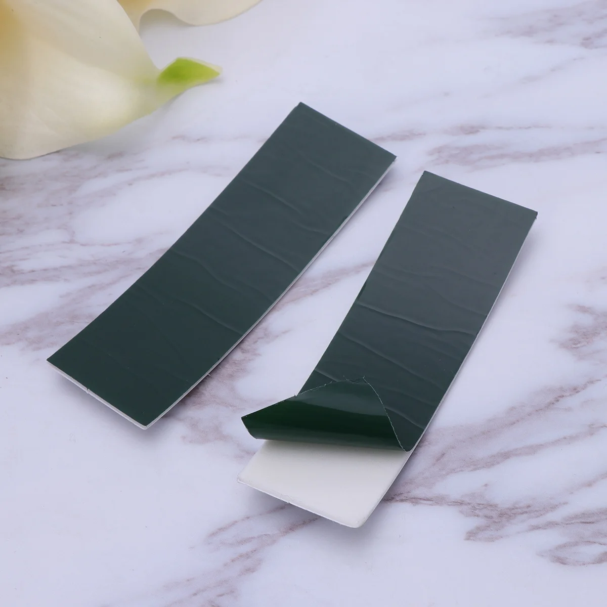 

Automatic Toothpaste Dispenser Korean Version Squeezer Kit with Brush Holder Blue