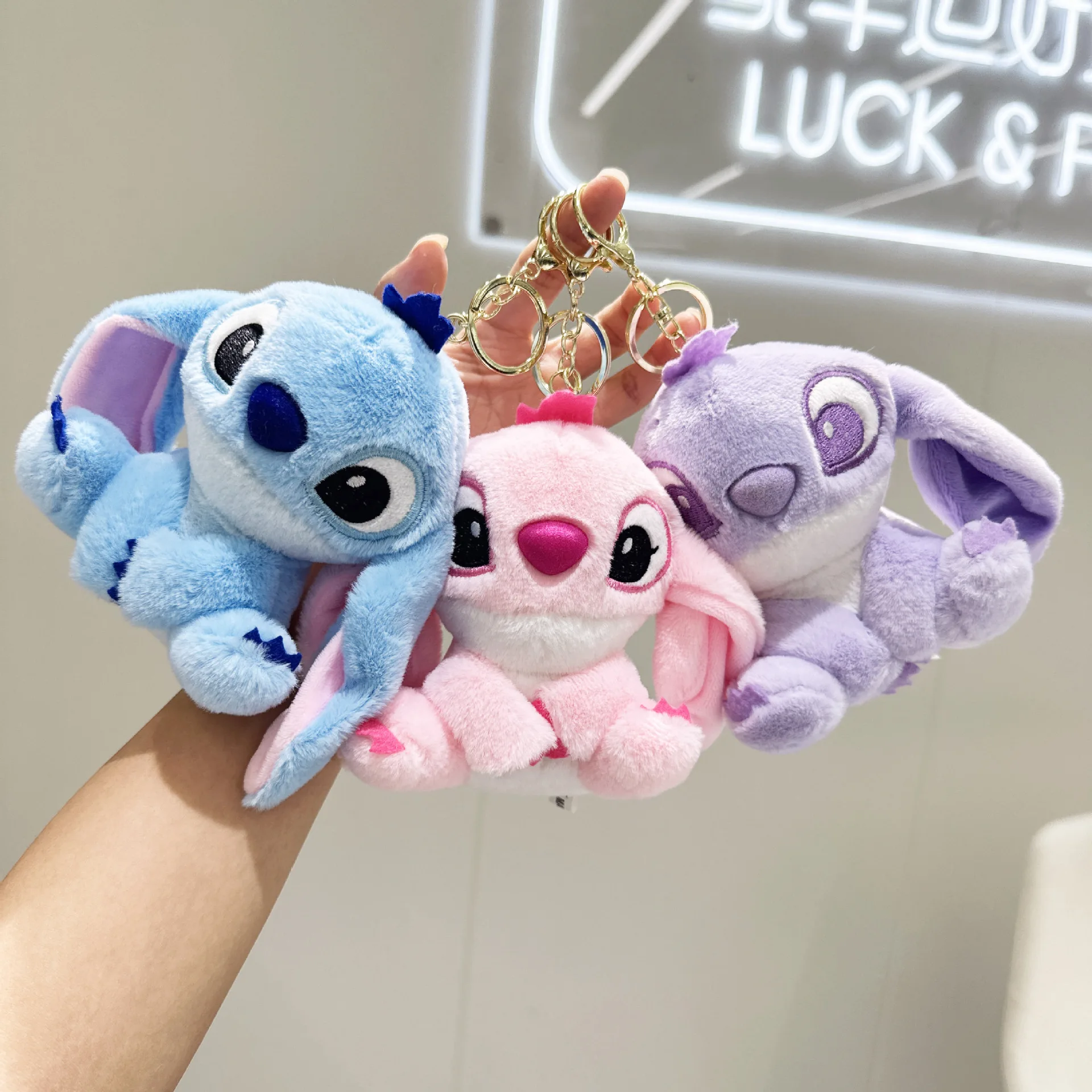 Porte-clés en peluche, Figurines en peluche, pendentifs, cadeaux d'anniversaire, poupées mignonnes