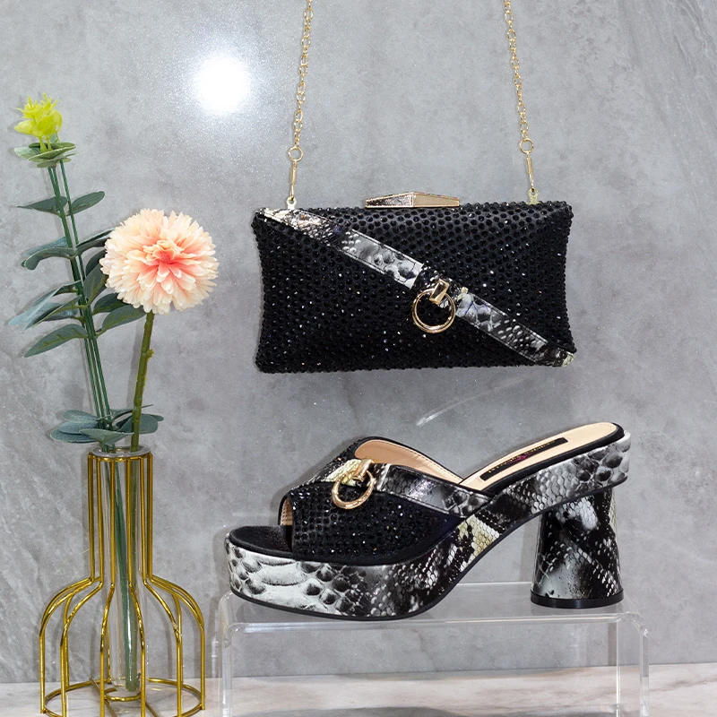 Fashionable Top Italian Designers 2023 Luxury Elegant Clutch Bag Bright Diamond Snake Print Summer Women's Shoes With High Heels