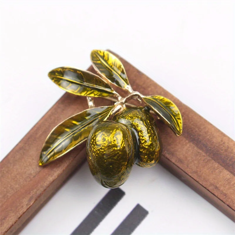 Vintage Fruit Enamel Corsage Green Plum Pin Drop Oil Brooch Dress Gift for Both Men and Women