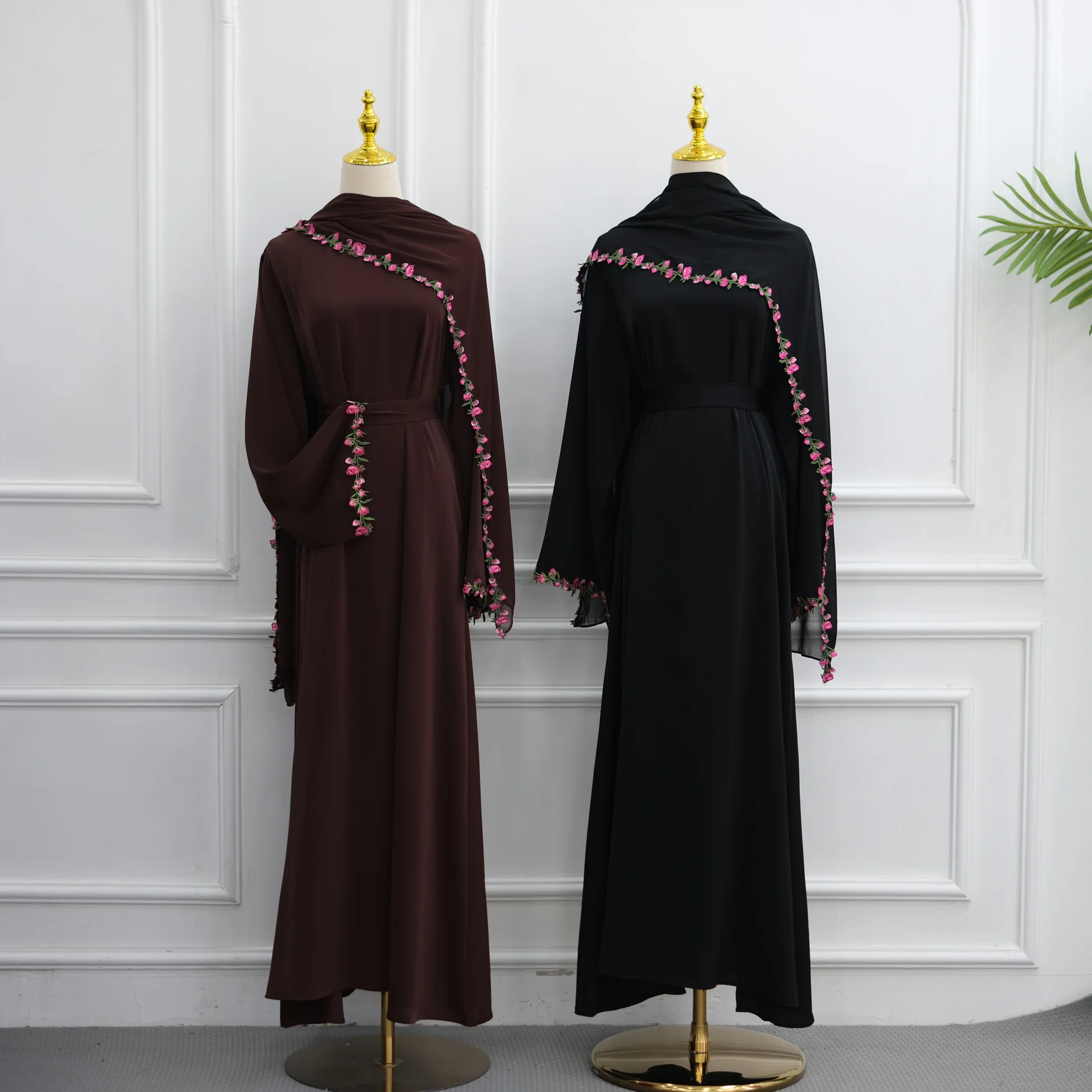 Zahraa Damenkleider Islamische Kleidung Freizeitkleid Spitzenblumen Neues Weiches Nida Geschlossenes Abaya Muslimisches Kleid mit Passendem Hijab – Detail 13