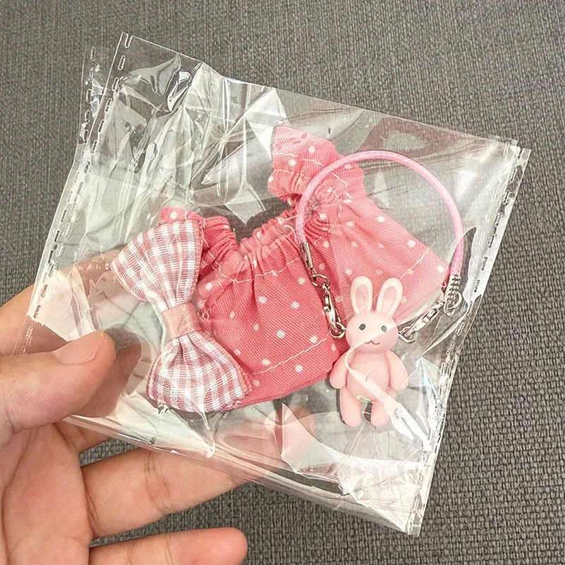 ชุดเสื้อผ้าสำหรับตุ๊กตา Labubu รุ่นที่สี่ ชุดตุ๊กตา Labubu Pin for Love Series อุปกรณ์เสริม DIY ของเล่นสำหรับงานปาร์ตี้ ของขวัญ