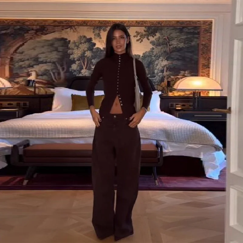 

Female Vintage Exquisite V-hem Cardigan Autumn New Slim Fit Ribbed Knit Sweater Casual Trendy Metal Button Street Thin Outwear