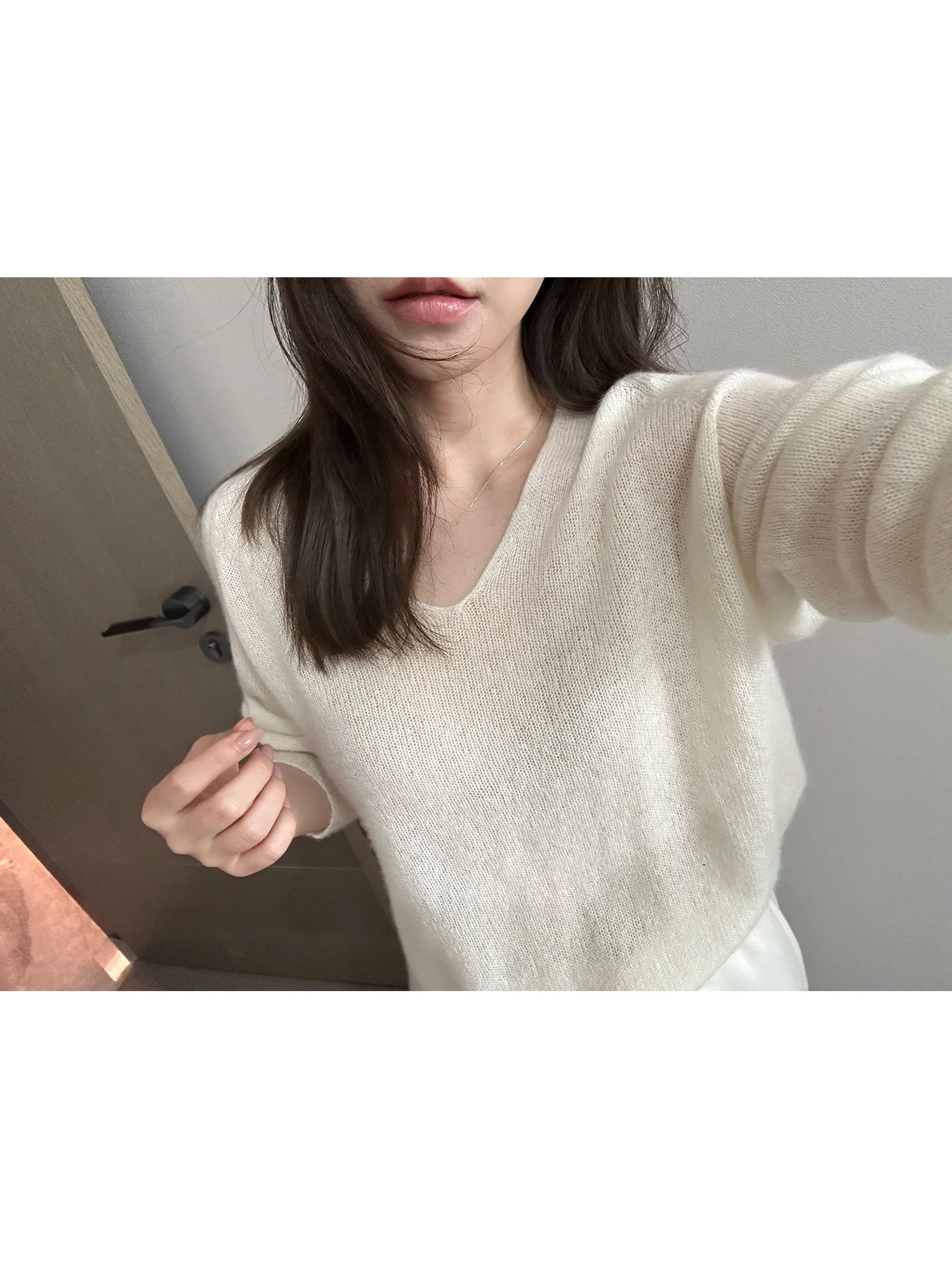 

Вязаный свитер Rouqiu Gentle с V-образным вырезом и двойной нитью, осенняя коллекция 2025, для повседневной носки, с длинными рукавами, круглым вырезом, на одной пуговице, из чистой шерсти