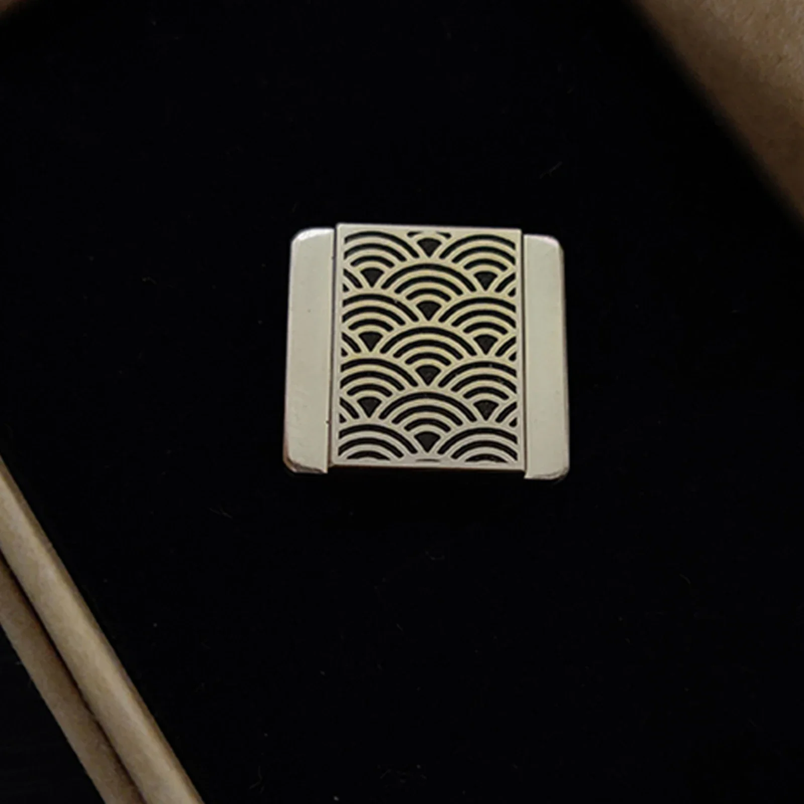 Surfing Shutter Button Hot Shoe Cover, Metal Vintage Brass, Fujifilm, Leica, Nikon, Sony, Minolta, Rollei, Olympus, Hassellad F-1, 1Pc