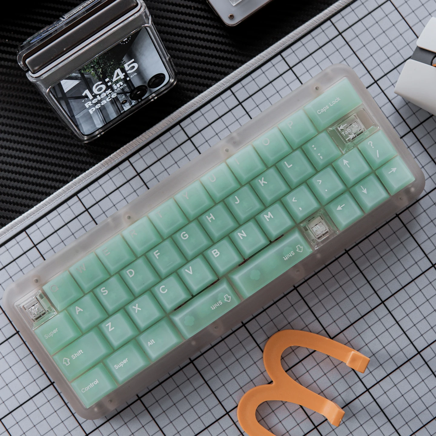 

132 keys Green Fog Transparent Keycaps Cherry profile PC keycaps Shine Through Keycaps For MX 64/87/96/104 Mechanical Keyboard