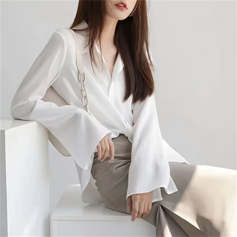 Vrouwen chiffon blouse mode effen lange flare mouw kantoor dame werk vintage tops shirts wit overhemd elegante vrouwelijke kleding