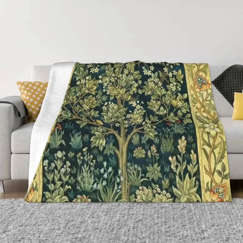 Tree of Life Pattern Throw Blanket Warm Flannel Floral Textile Pattern Throw Blanket for Sofa Bedroom Bedding Decor for Teens