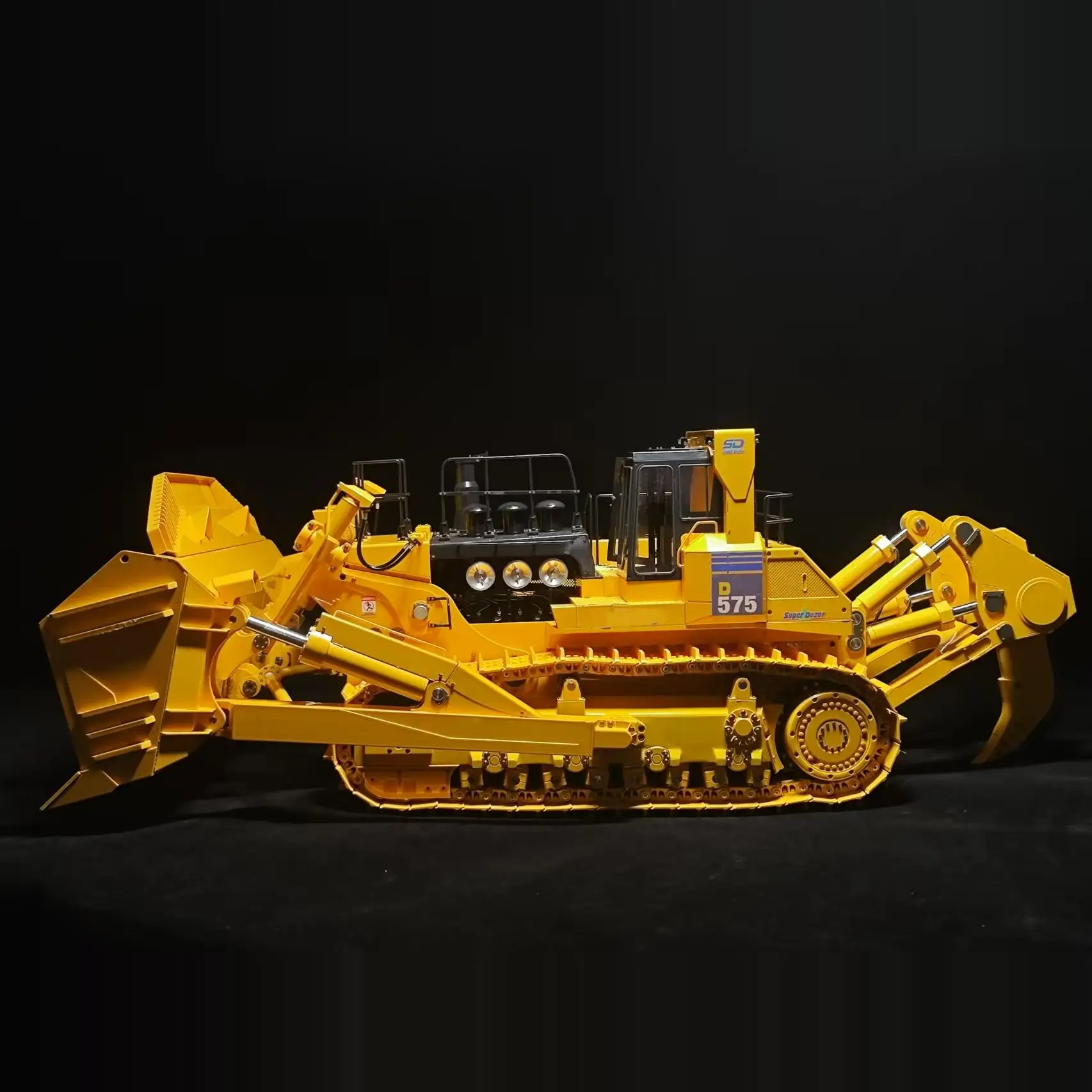 JDM-575 1/14 Remote Control Hydraulic Bulldozer Model Metal PL18 LITE Bulldozer Model  Light and Sound Set