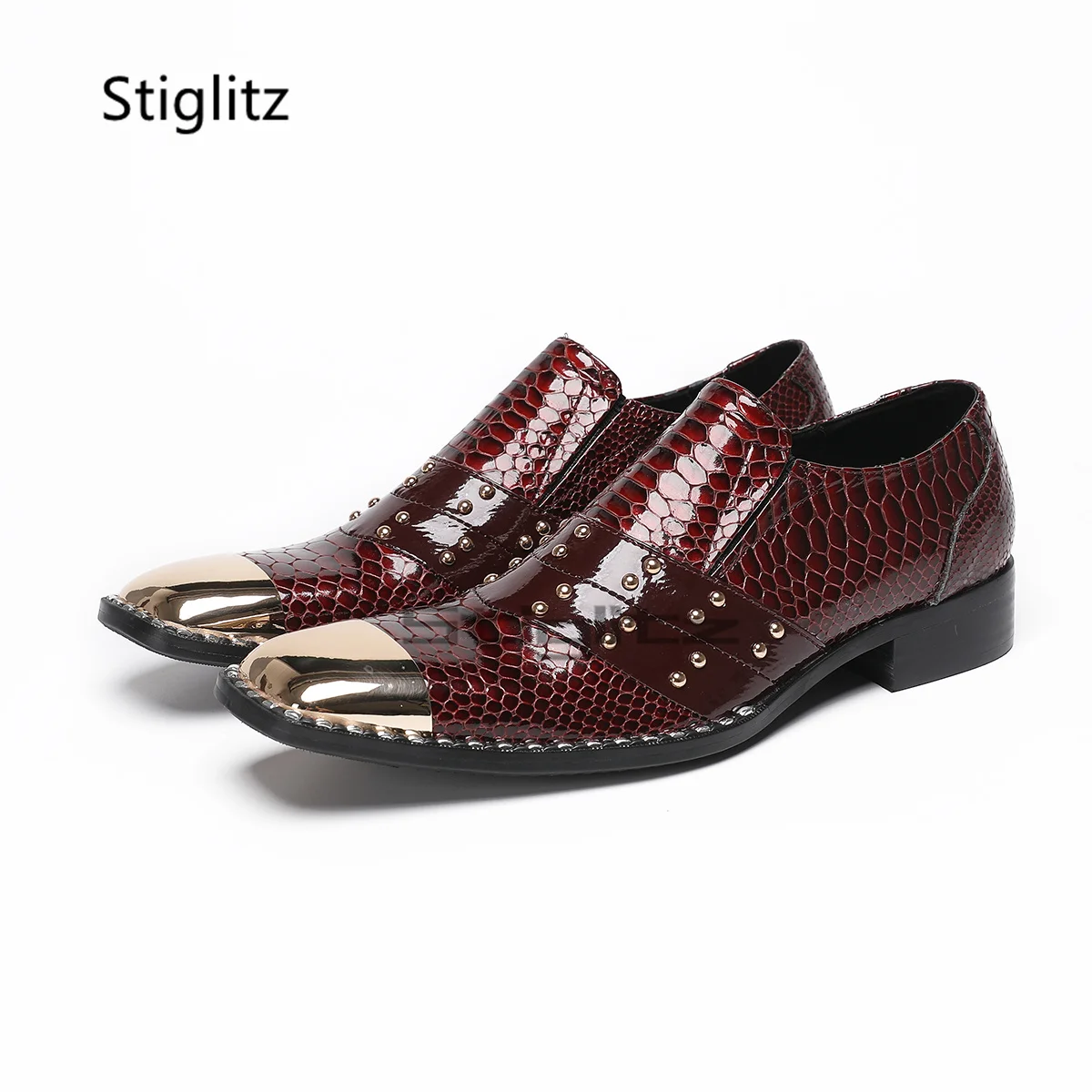 Burgundy Snake Patterned Men's Dress Shoes Trendy Metal Square Toe Patent Leather Rivet Business Casual Wedding Shoes Bridegroom