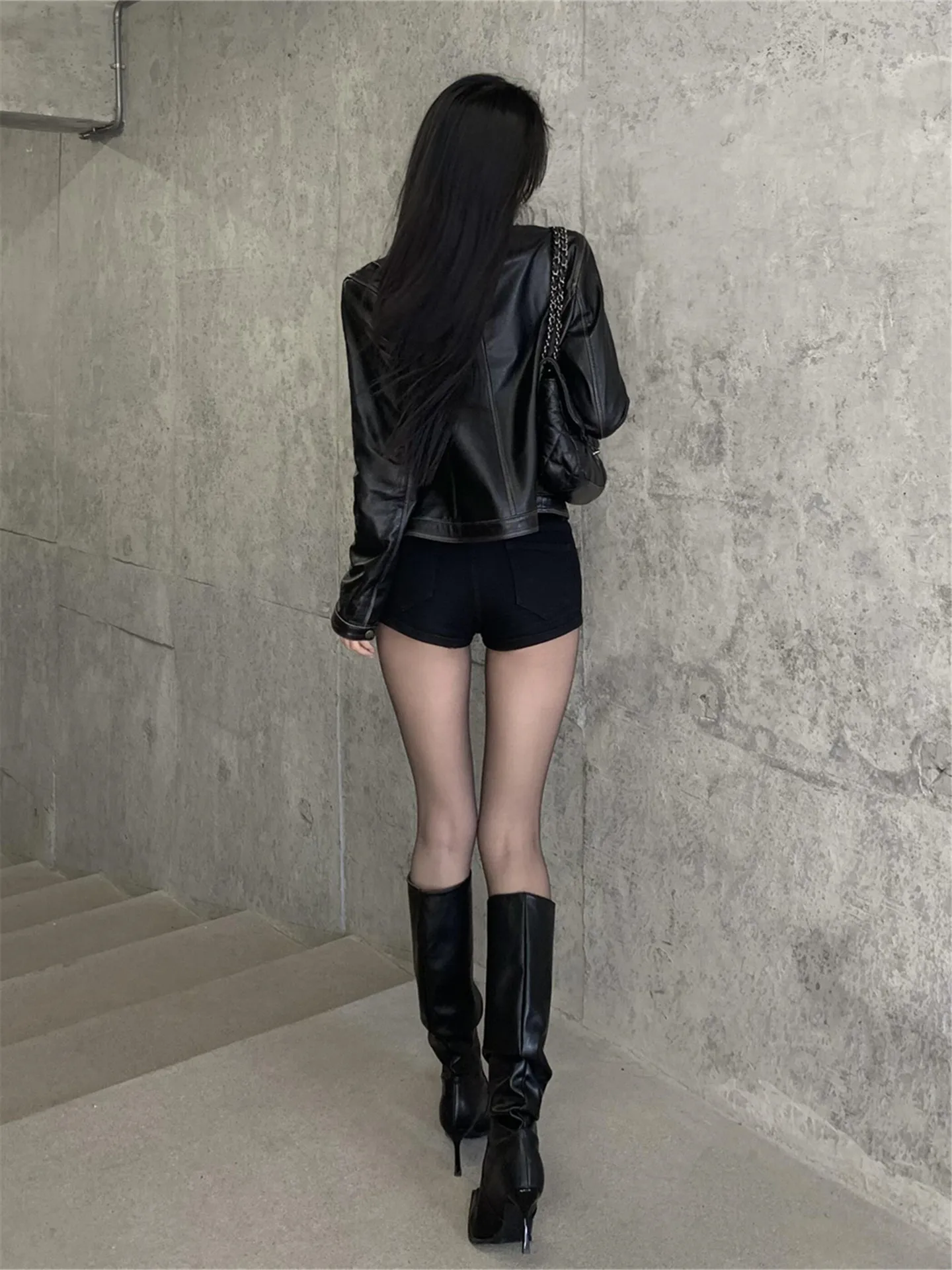 American Vintage Low Waist Denim Shorts Women's Summer Slimming Washed Tight Sexy Hot Pants Cotton Soft Comfortable Black